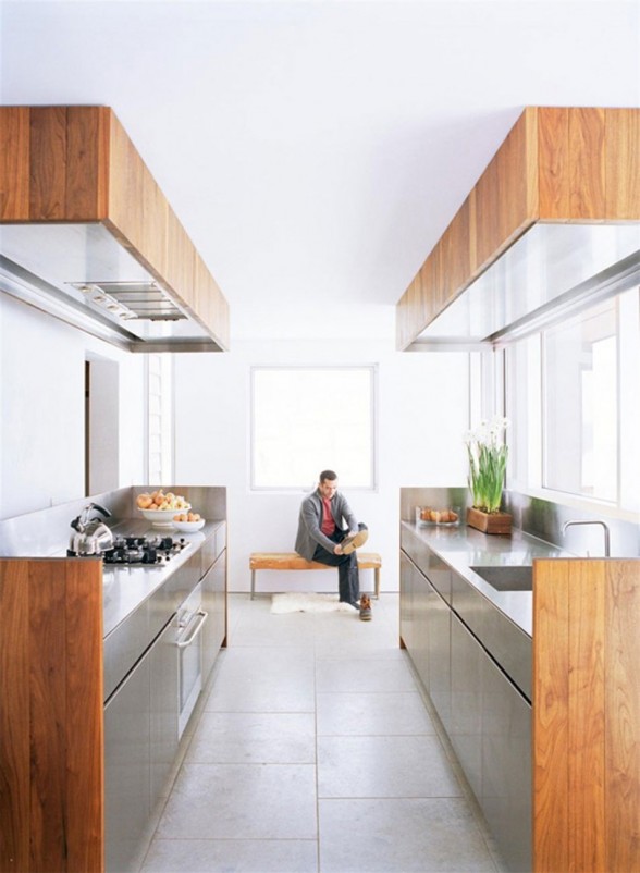 New York’s Contemporary Renovated House Design - Kitchen