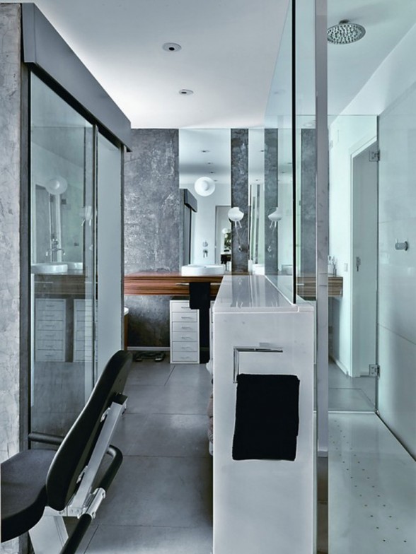 Old House to be Two Storey Apartment Design in Madrid - Bathroom