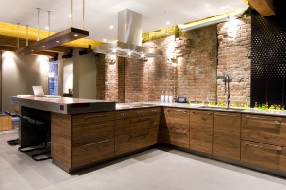Remodeled 1921 Warehouse into Great Bachelor Apartment in Canada - Kitchen