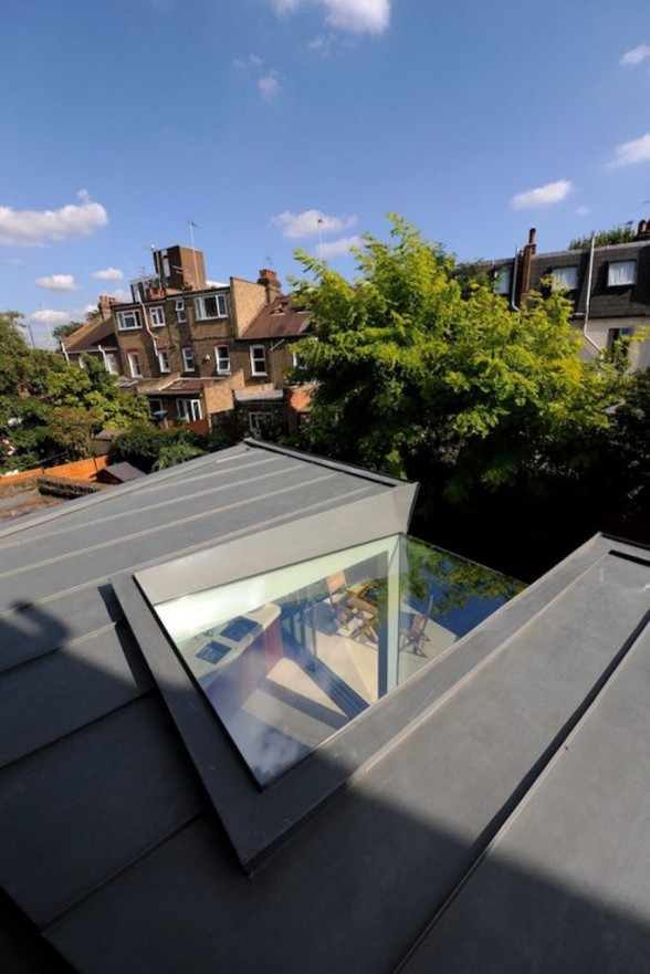 Simple Modern Terrace House Design in LondonHouse  - Roof