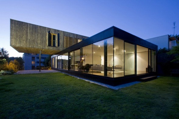 Stunning House Architecture for Saving Space in France - Facade