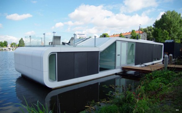 Watervilla De Omval of Amstel River Floating House, Modern Houseboat from Amsterdam