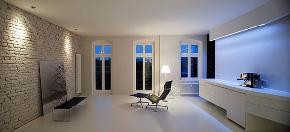 White Apartment Design, Spacious Living Space Ideas - working Room