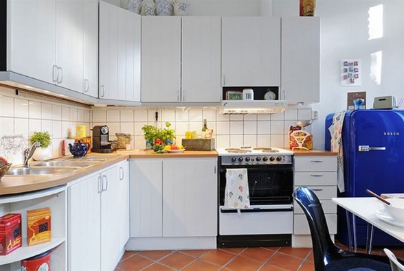 Beautiful Contemporary Style of Gothenburg Apartment - Kitchen