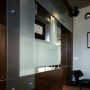 Creative Interior Ideas in Downtown Apartment in Denver by Beaton Design: Creative Interior Ideas In Downtown Apartment In Denver By Beaton Design   Glass Decoration