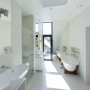Eco Friendly House in Bunker Style Home Architecture: Eco Friendly House In Bunker Style Home Architecture   Bathroom