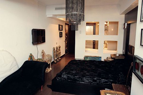 Fashion Designer Apartment, Cozy Living Place of Catalin Botezatu - Living room