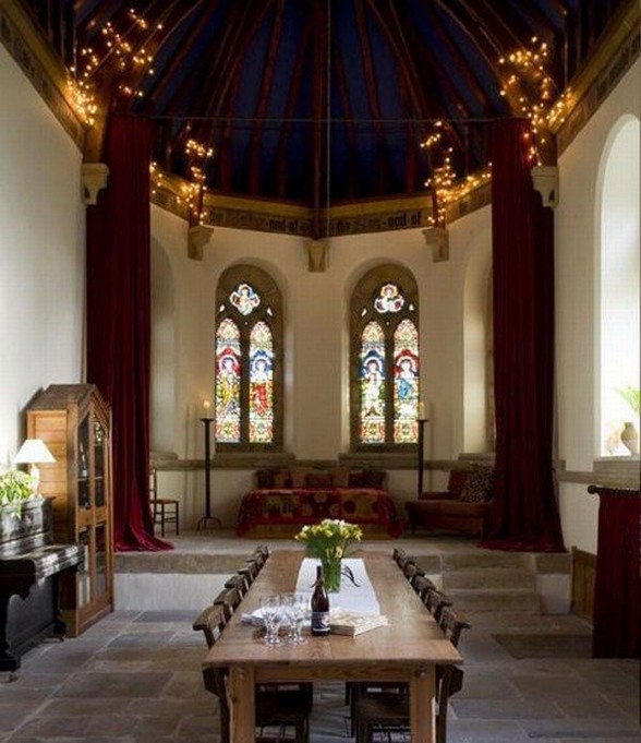 Georgian House Design made from Old Church in England - Dining Table