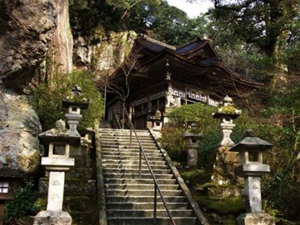 Guinness World Records of the Oldest Hotel, the Hoshi Ryokan Hotel - Outdoor Staircase
