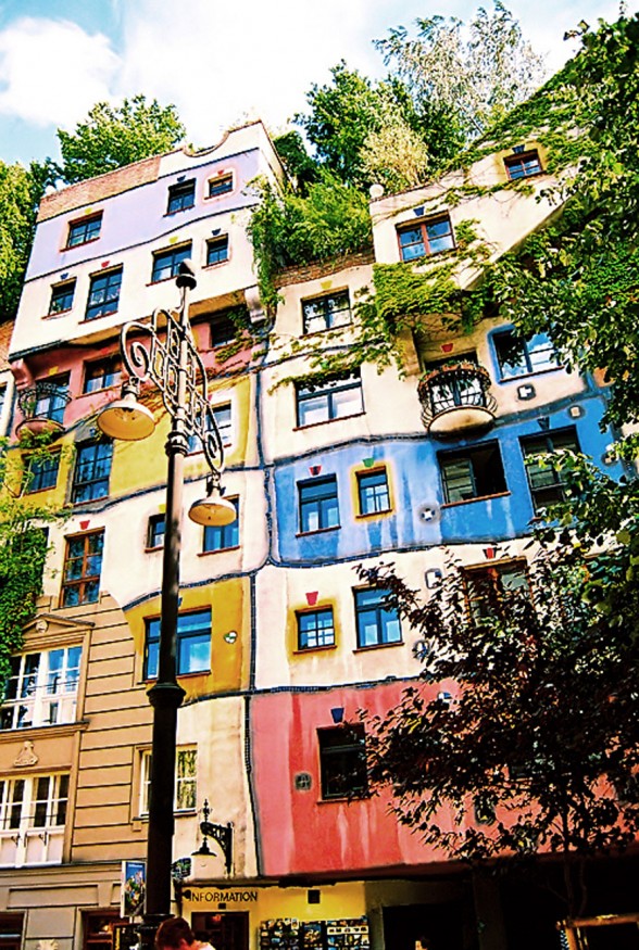 Hundertwasserhaus, Great Green Building Landmarks of Vienna