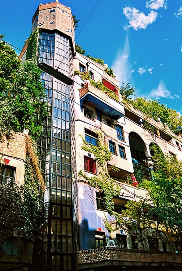 Hundertwasserhaus, Great Green Building Landmarks of Vienna - Water Plant