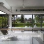 Large Family Residence in Singapore with Beautiful Terrace from Formwerkz: Large Family Residence In Singapore With Beautiful Terrace From Formwerkz   Glass Walls