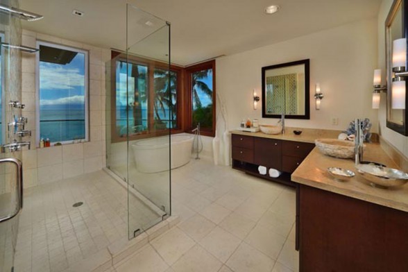 Luxurious Villa Design in Hawaii with Great Landscapes - Bathroom