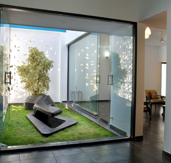 Modern House Design with Beautiful Wall Details in India - Indoor Garden
