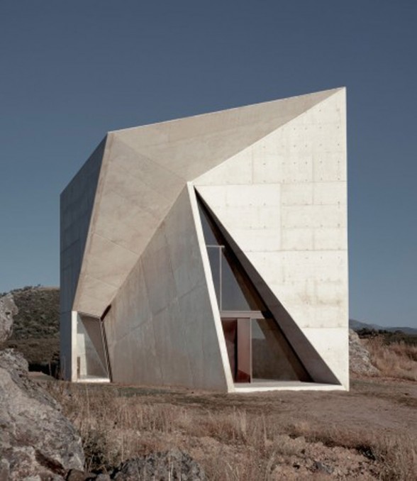 Modern Spanish Chapel Architecture from SMAO