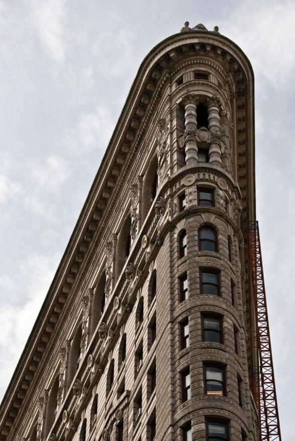 New York Landmark from 1902s, Classic Architecture of the Flatiron - Top of Building