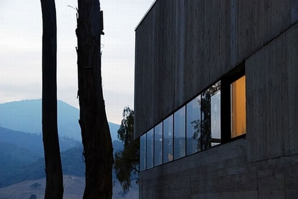 Rural House Design in Concrete Style Architecture from Martin Hurtado Architect - Mountain Views