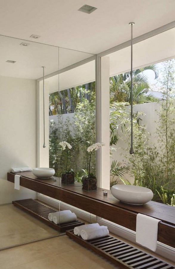 Two Blocks Villa with Luxury Style in Brazil - Bathroom