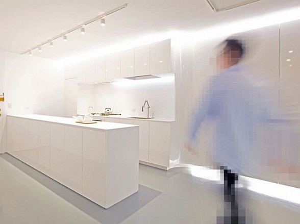 White Apartment Interior Ideas from IM Pei in New York - Kitchen