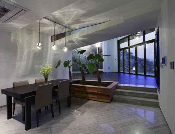 Z House, Stunning Architecture of a Modern House by Korean Architect - Dining Table