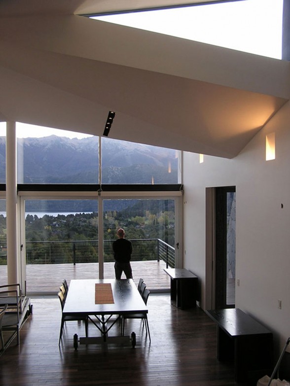 Amazing Mountain Villa with Pantagonian Valley Landscape View from Alric Galindez Architect - Dining Table