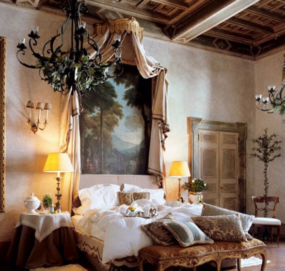 Monarch Apartment, Luxurious Interior Design Reminder of Emperor Napoleon III in Turin - Bedroom