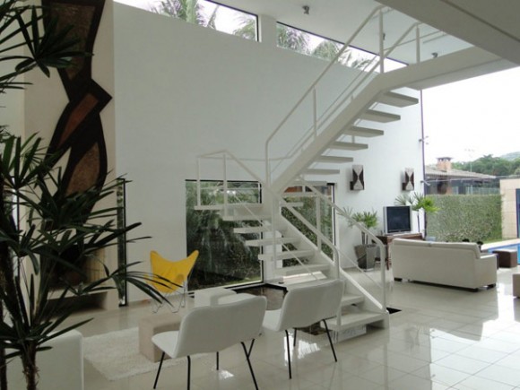 modular white interior home