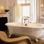 Bathroom interior design: Luxury Bathtub And Sofa For Bathroom Design 800x509