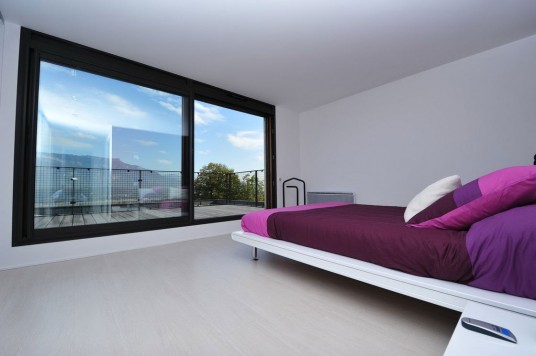 2013 minimalist interior designs purple
