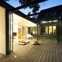 Beautiful Pool House In Melbourne With Cozy Natural Shading: Pillows House In Melbourne