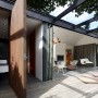 Beautiful Pool House In Melbourne With Cozy Natural Shading: Terrace Of House In Melbourne