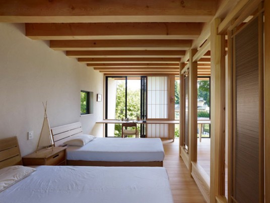Yatsugatake Modern Residence Bedroom
