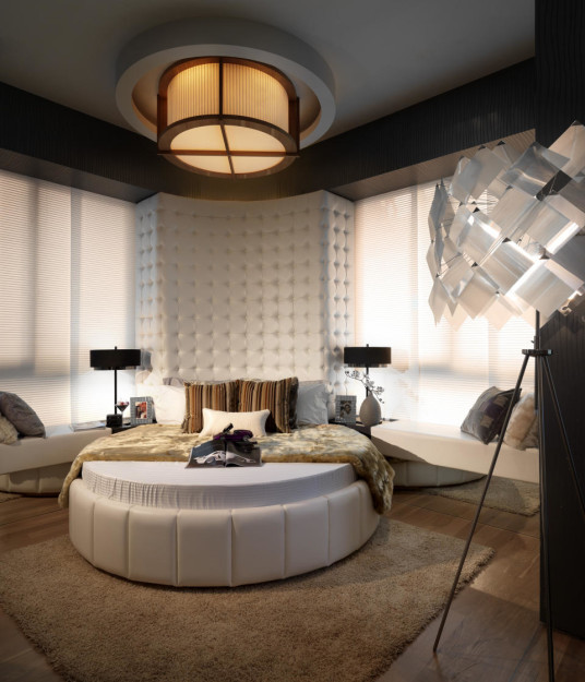 Stunning Master Bedroom Interior Design Round Bed Cream rug