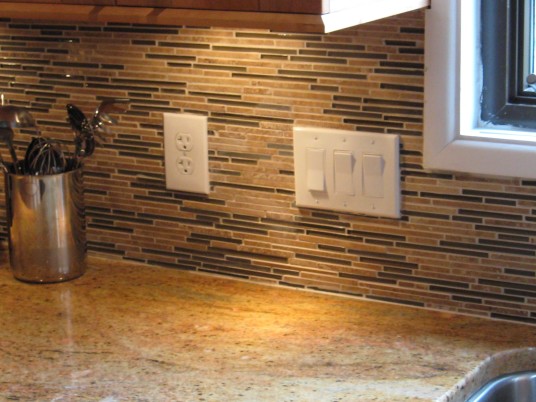 Wonderful Modern Style Tile Kitchen Backsplash Designs Ideas