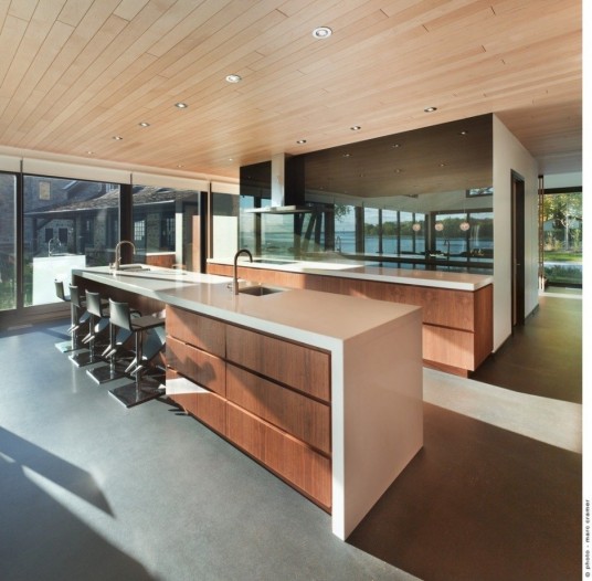 Bord-du-Lac House Design Kitchen