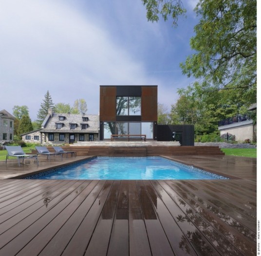 Bord-du-Lac House Design Swimming Pool