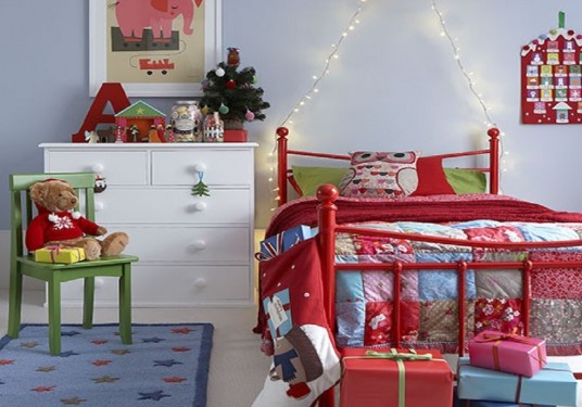 christmas decorate bedroom
