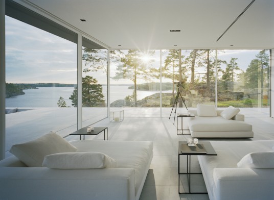 Minimalist Interior Home Design Glass Wall