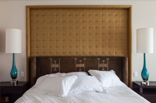 Rectangular Tufted Headboard Completing White Bed with Wooden Side Tables for Exclusive Bedroom of Modern Private Residence