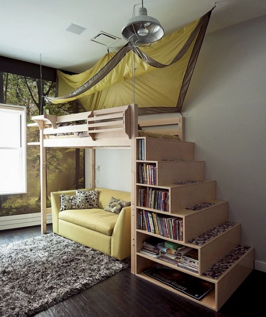 Multilevel Bed Design with Bookcase in Staircase