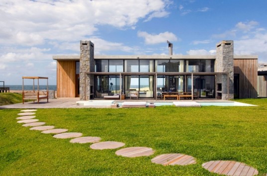 tropical modern beach house design exterior