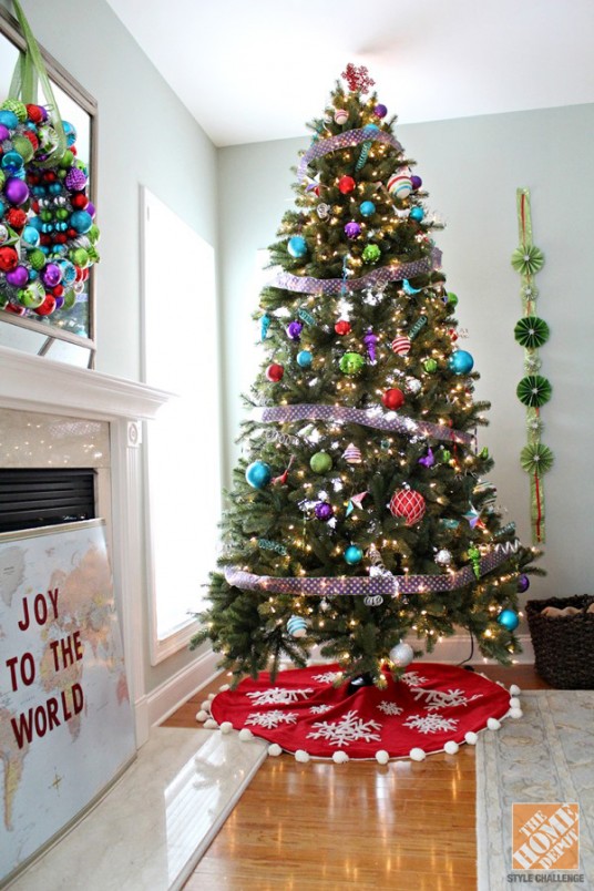 traditional christmas tree in home pictures