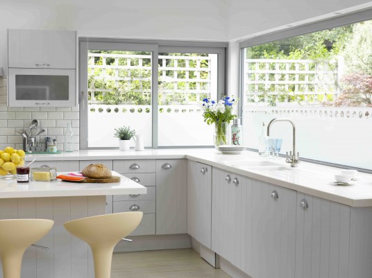 minimalist kitchen window